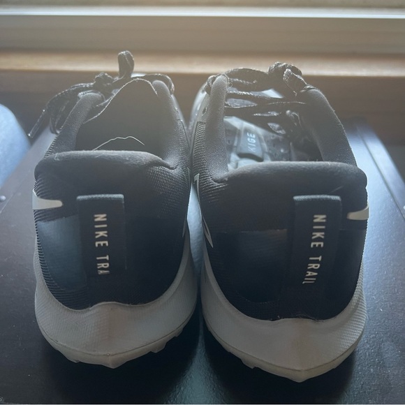 Nike Air Zoom Terra King 5 Size 9 - Picture 6 of 8